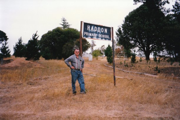 01-06-1998 03 John's former school.jpg