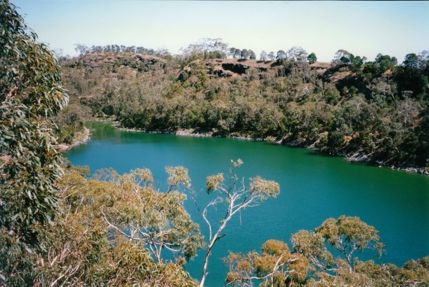 01-21-1998 01 Lake Surprise Mt Eccles NP.jpg