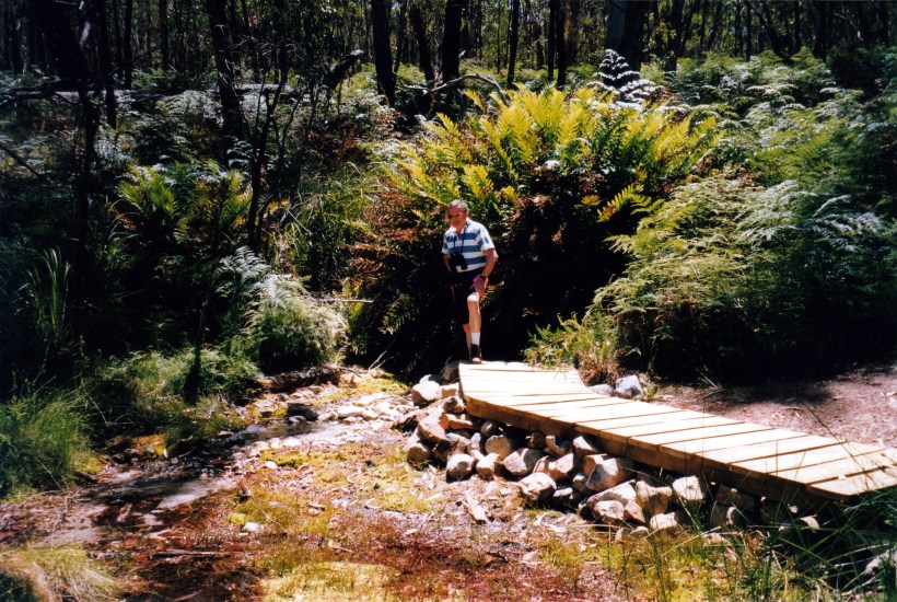 01-23-1998 01 Ingleton Springs Grampians.jpg