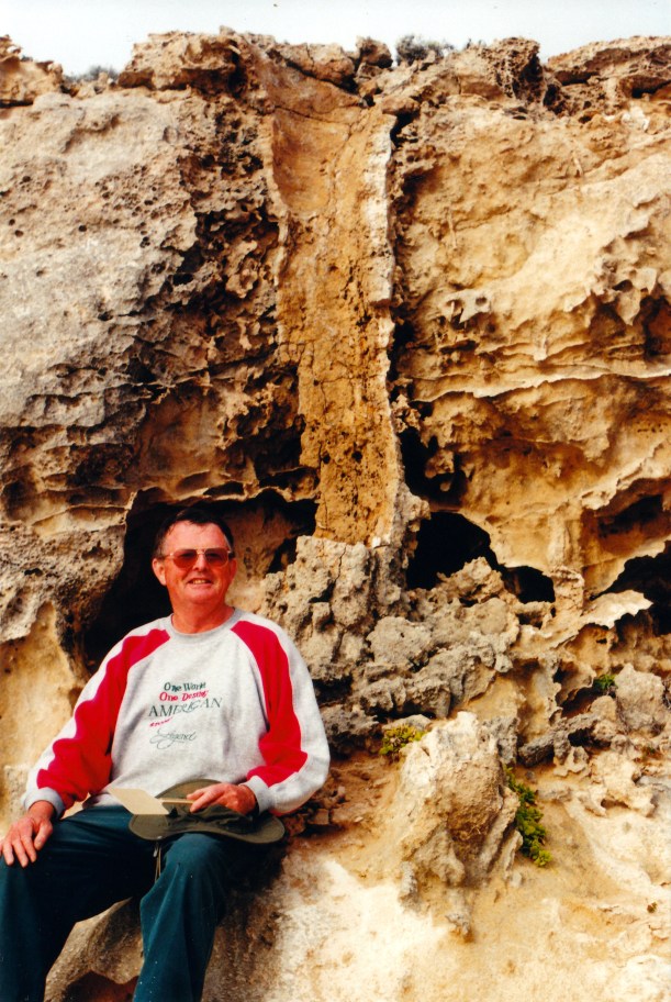 02-09-1998 08 Bridgewater calcified tree trunk.jpg