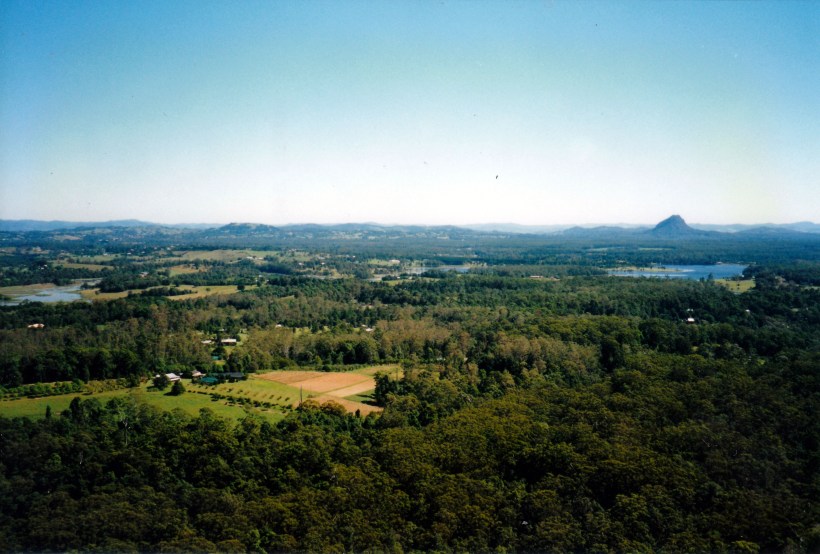 04-26-1998 01 view NW over Lake McDonald from Mt Tinbeerwah.jpg