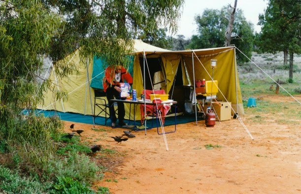 07-02-1995 camp at Mungo NP.jpg