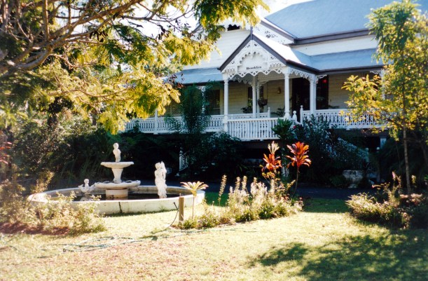 05-06-1998 02 Brroklyn House Howard.jpg