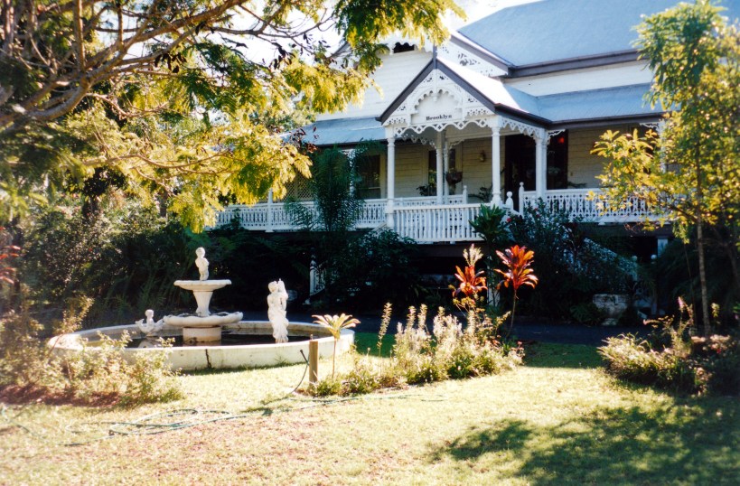 05-06-1998 02 Brroklyn House Howard.jpg