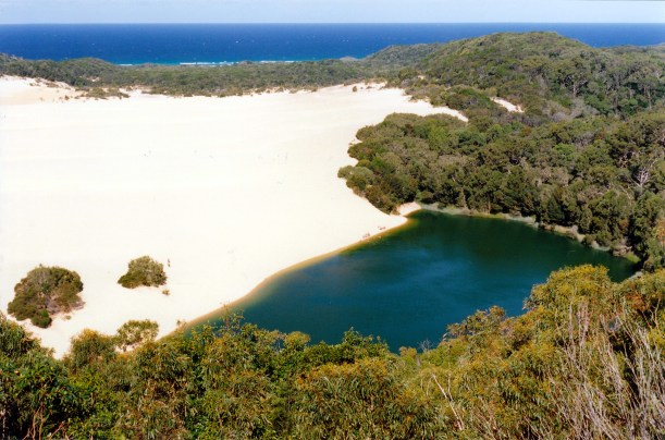 05-09-1998 10 Lake Wabby Fraser Island.jpg