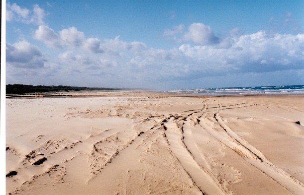 05-10-1998 14 east coast highway near Govi Ck.jpg