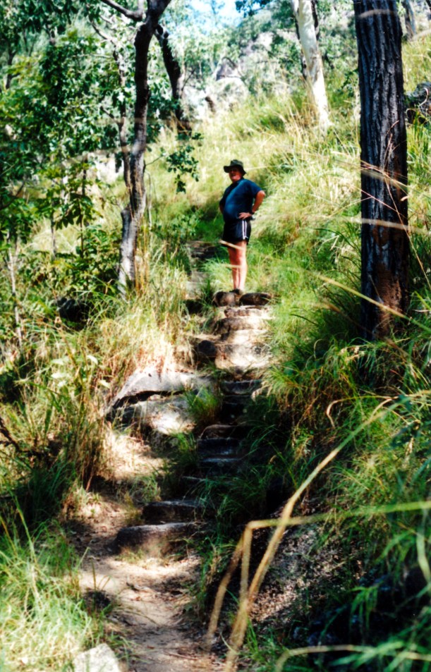 05-28-1998 01 walk tk to Jourama Falls.jpg