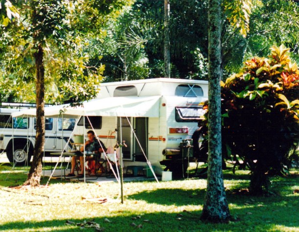 05-31-1998 van at Mission Beach van park.jpg