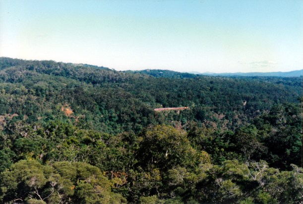 06-12-1998 02 Kuranda train across gorge from cable way.jpg