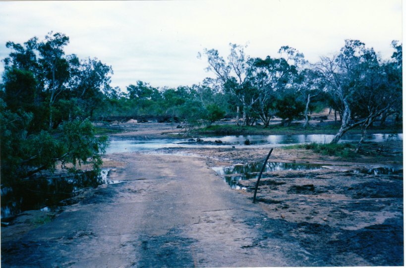 07-12-1998 07 hann crossing.jpg