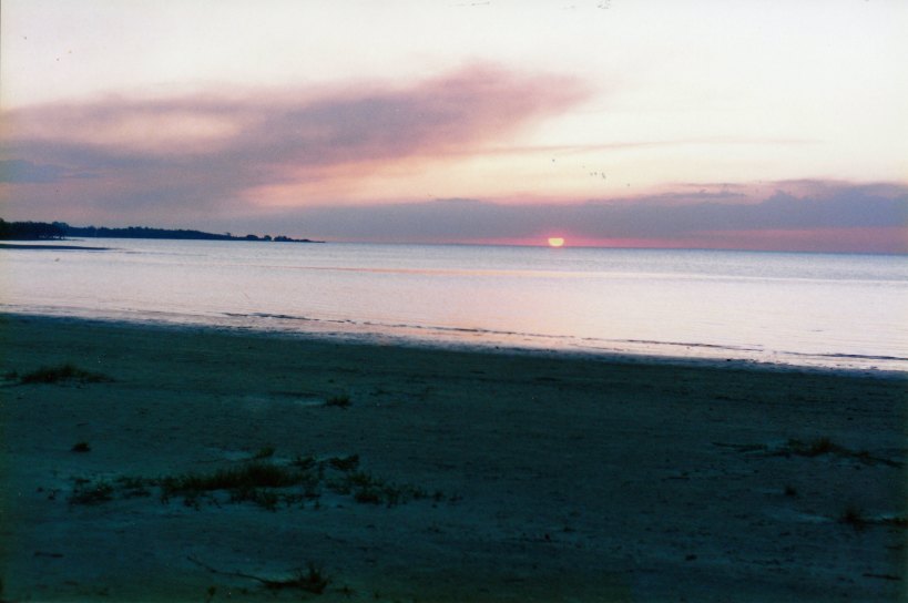 07-23-1998 weipa dusk.jpg