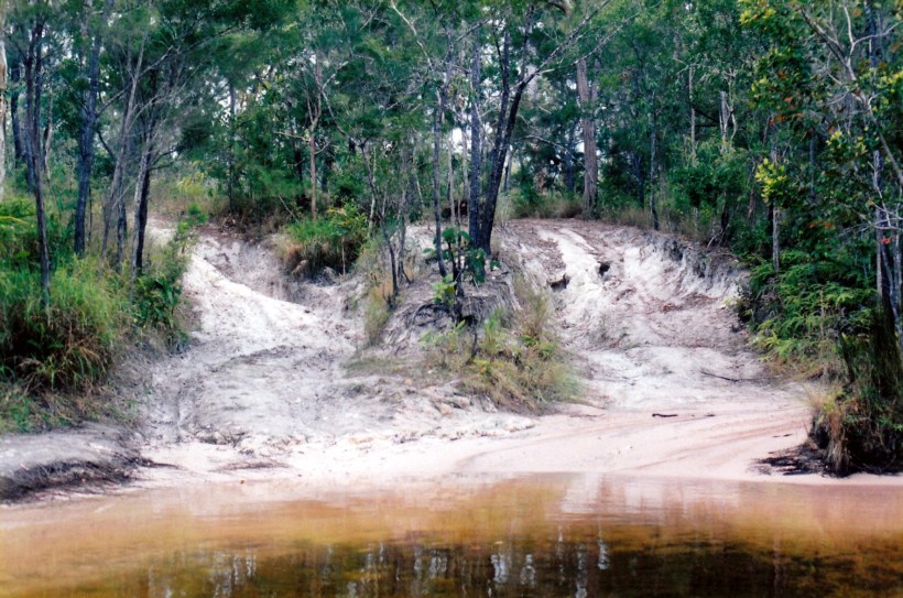 07-29-1998 12 dulhunty exits.jpg