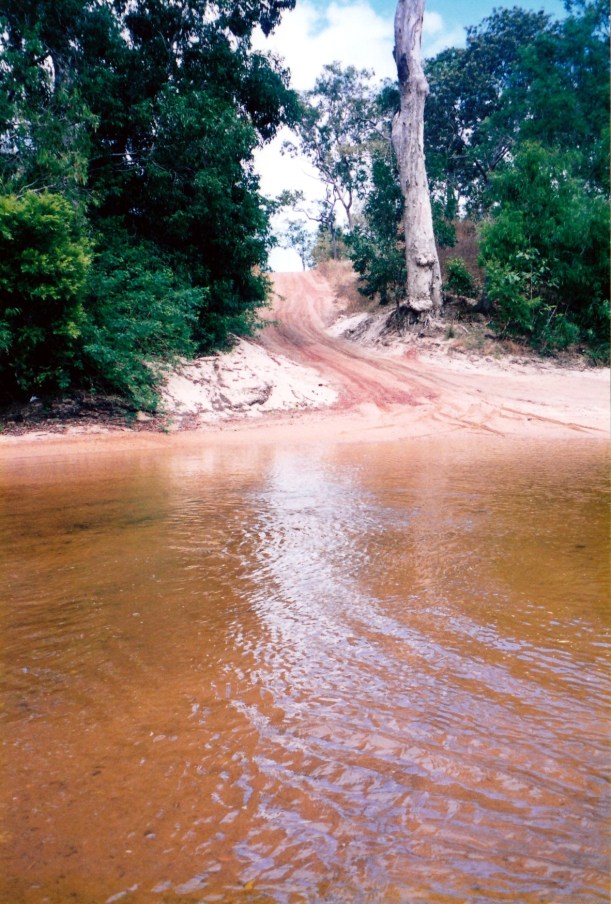 08-20-1998 03 wenlock lockart track.jpg