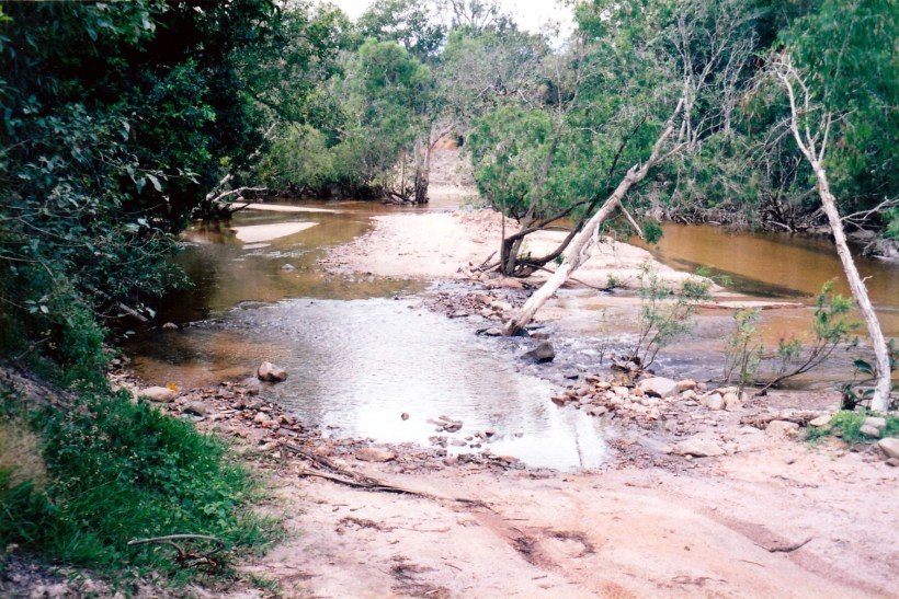 08-20-1998 04 pascoe r crossing.jpg