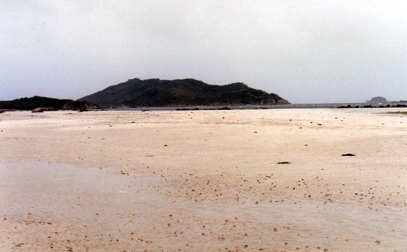 08-21-1998 06 chilli beach restoration island.jpg