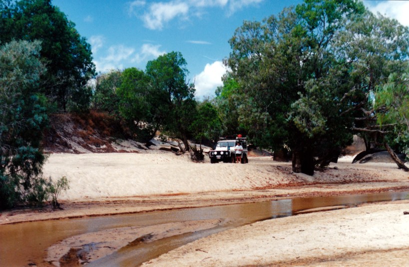 08-22-1998 07 lunch at Archer River.jpg