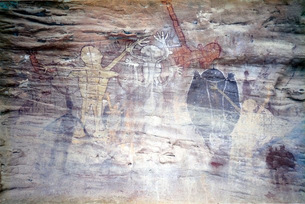 08-23-1998 04 quinkan art laura.jpg