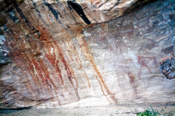 08-23-1998 06 Quinkan art a white man maybe.jpg