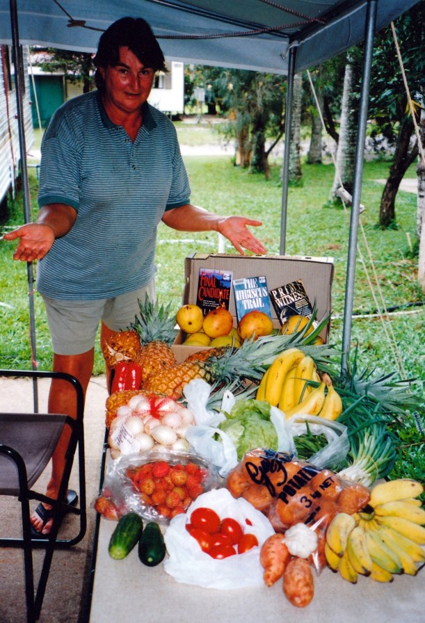 11-07-1998 atherton markets produce.jpg