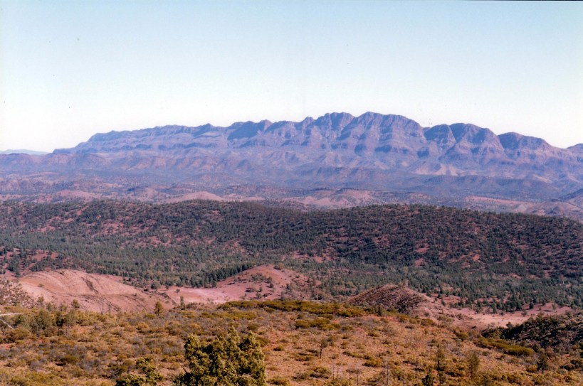 05-06-1999 03 Elder Range from Bridle Gap.jpg