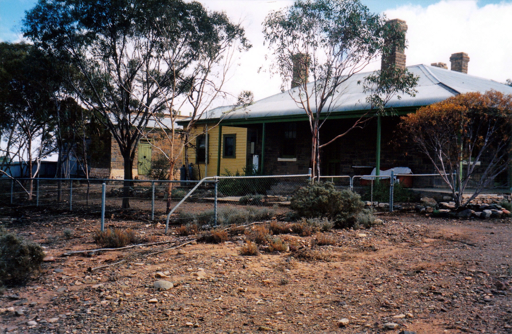 05-23-1999 02 old police station and jail at back.jpg