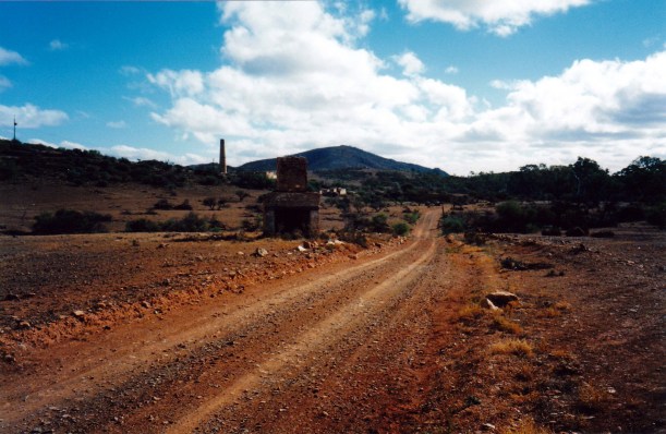 05-23-1999 07 more sliding rock.jpg