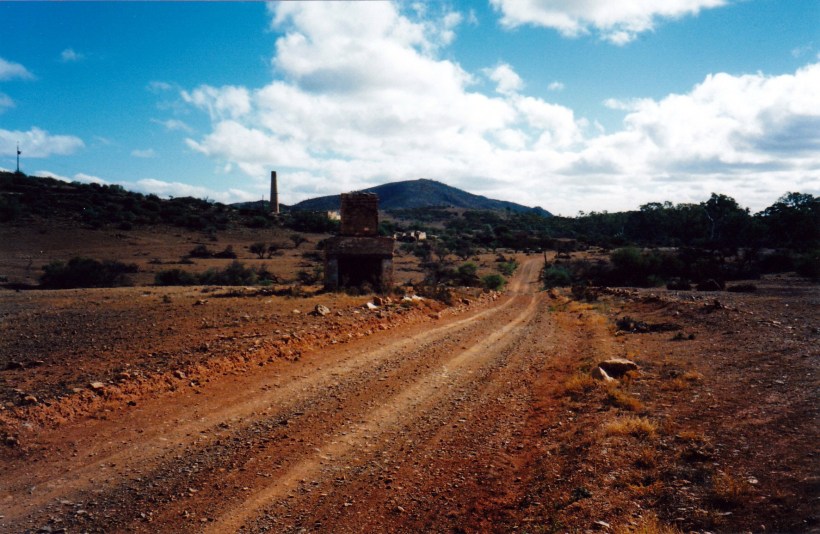 05-23-1999 07 more sliding rock.jpg