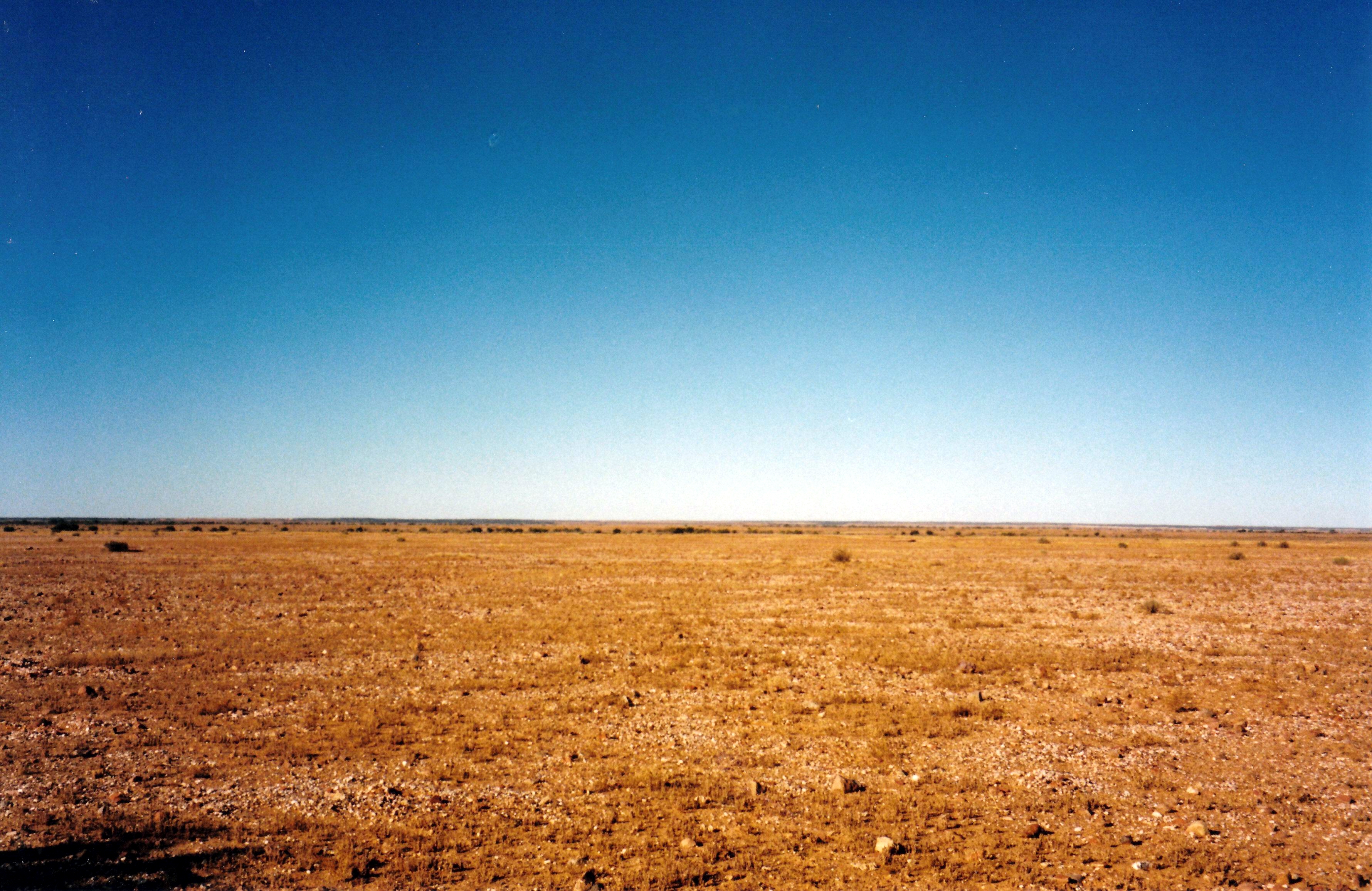 05-24-1999 02 view from Marree CP.jpg