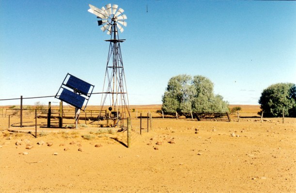 05-25-1999 08 high tech windmill.jpg