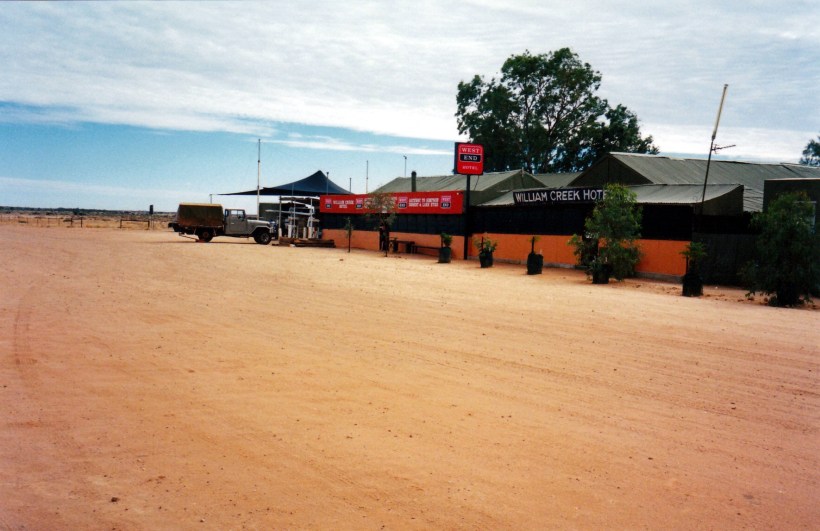 05-28-1999 05 william ck pub.jpg