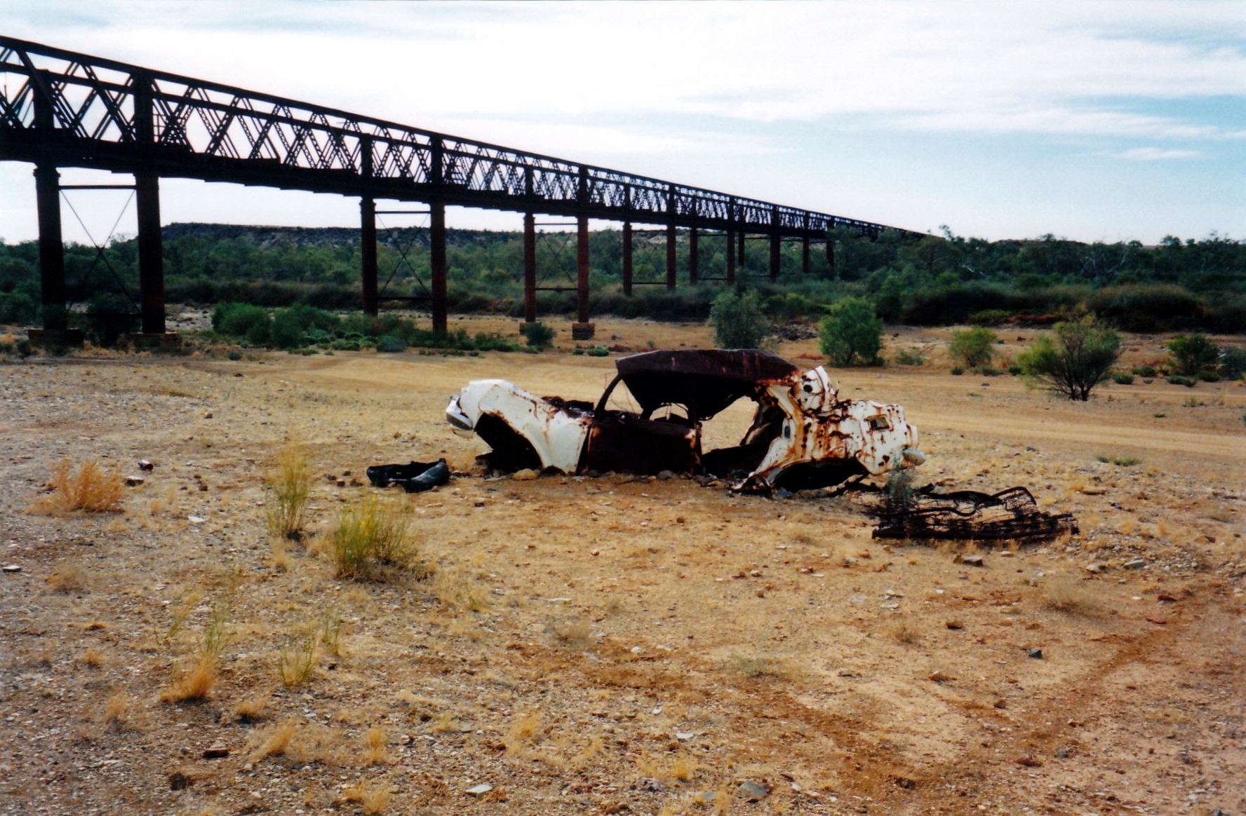 05-28-1999 10algebuckina bridge.jpg