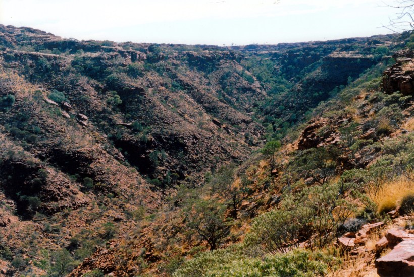 06-11-1999 03 next valley from spur track