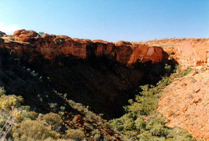 06-11-1999 04 view up Kings Canyon.jpg