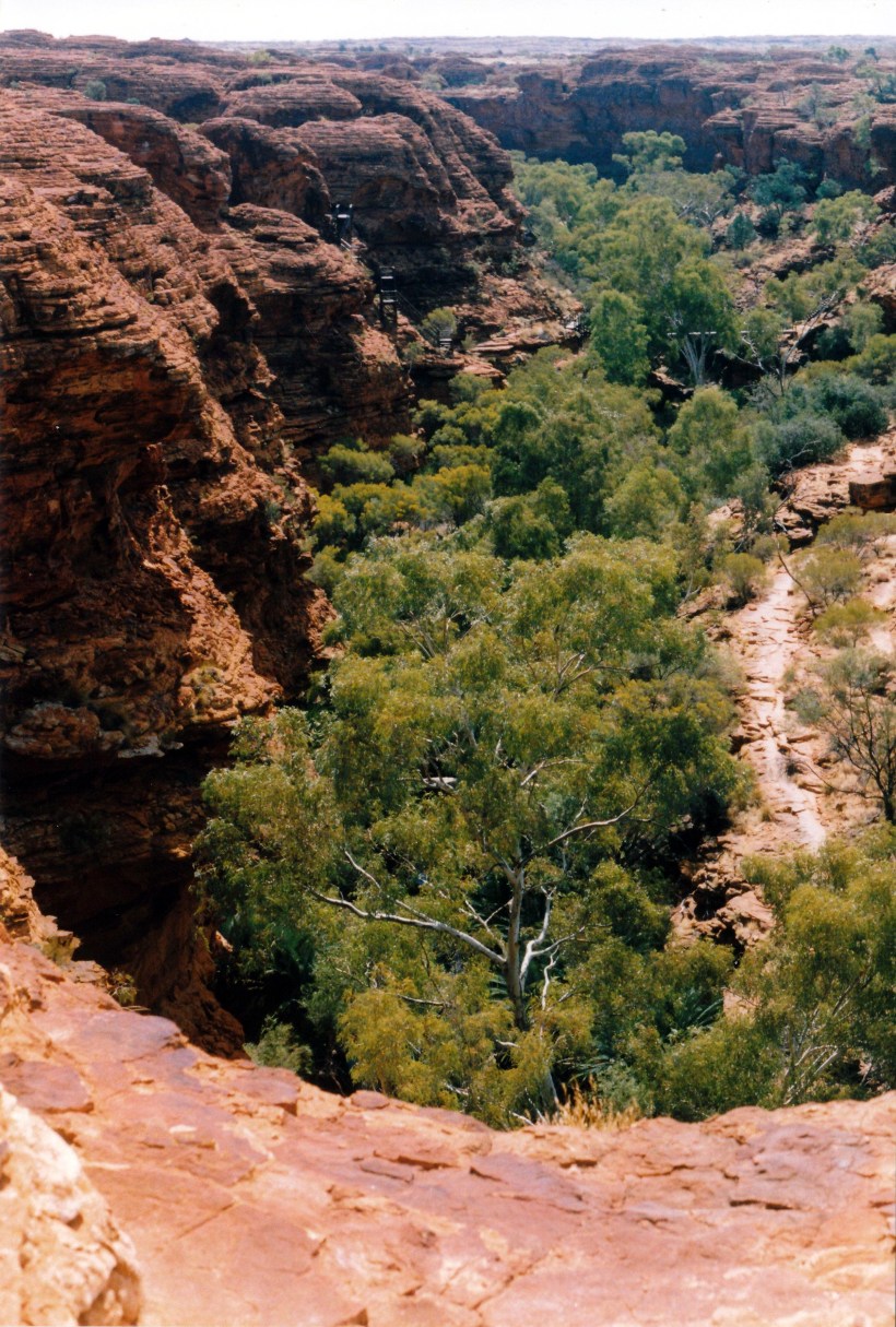 06-11-1999 16 Valley of Eden Kings Canyon path and steps