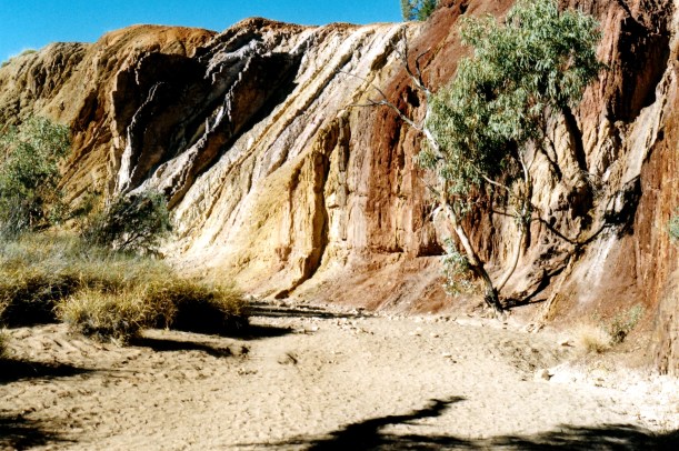 06-28-1999 ochre pits.jpg