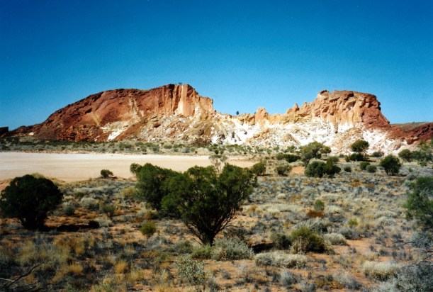 06-30-1999 02 rainbow valley.jpg