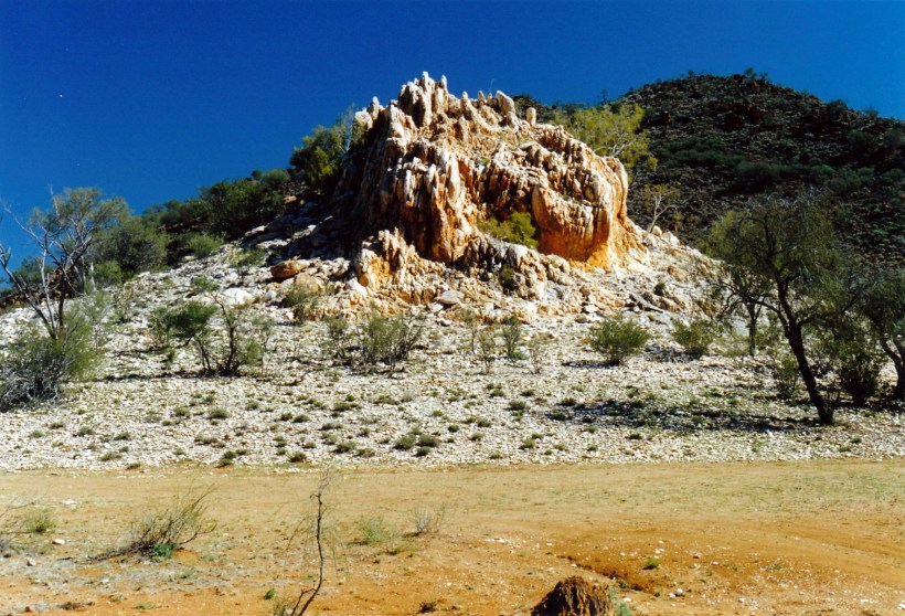 07-19-1999 02 quartz hill old station area.jpg