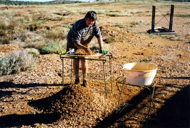 07-21-1999 wendy inspecting wash.jpg
