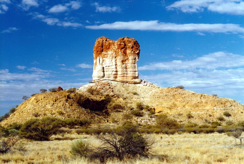 08-12-1999 12 Chambers Pillar west face