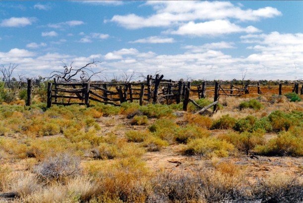 08-14-1999 03 yard ruins federal now witjira np