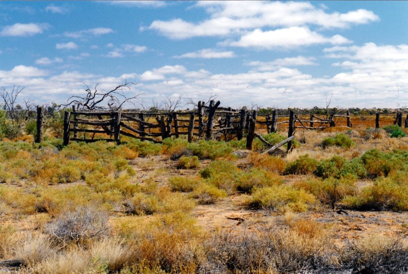 08-14-1999 03 yard ruins federal now witjira np