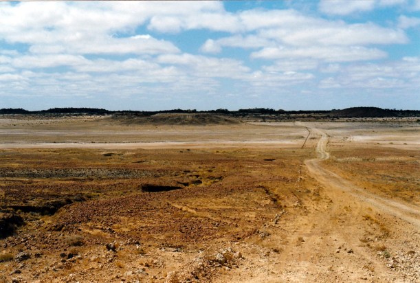 08-14-1999 07 approach to dalhousie tenacity bog