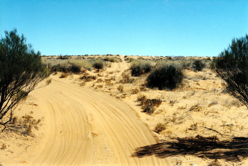 08-18-1999 09 slow going French Line