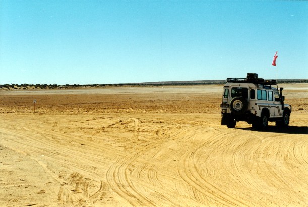 08-18-1999 23  corner QAA TK and K1 Line.jpg