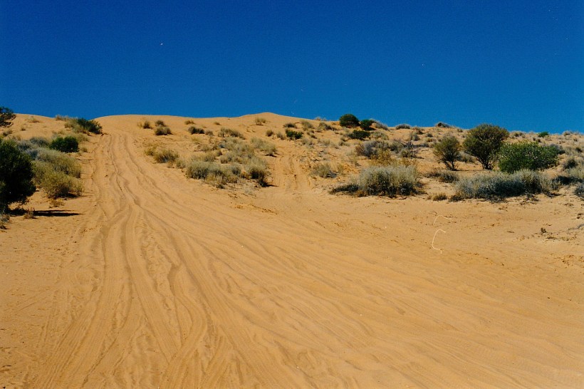 08-19-1999 10  big red stopped.jpg