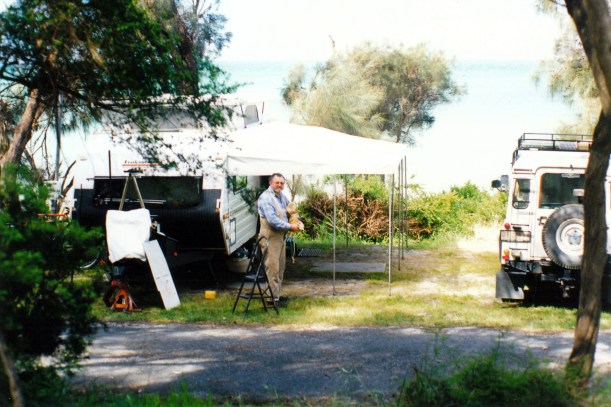 11-08-1999 Bridport camp.jpg