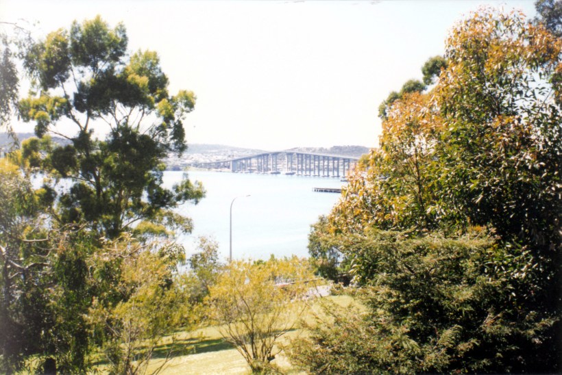 11-20-1999 Tasman Bridge from Botanic Gardens.jpg