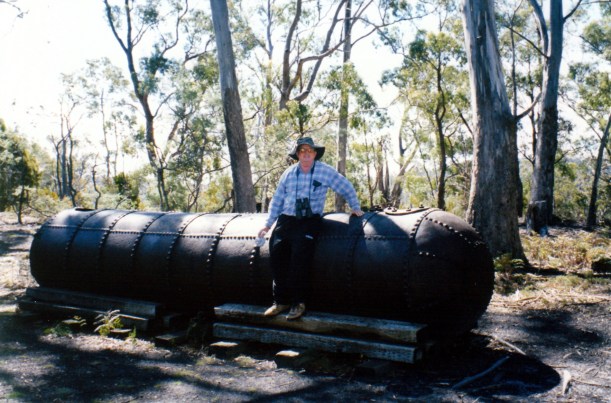 11-24-1999 boiler by coal mine shaft.jpg