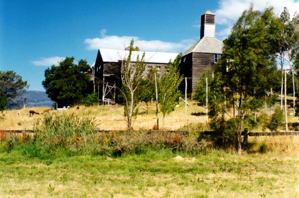 01-01-2000 oast house new norfolk.jpg