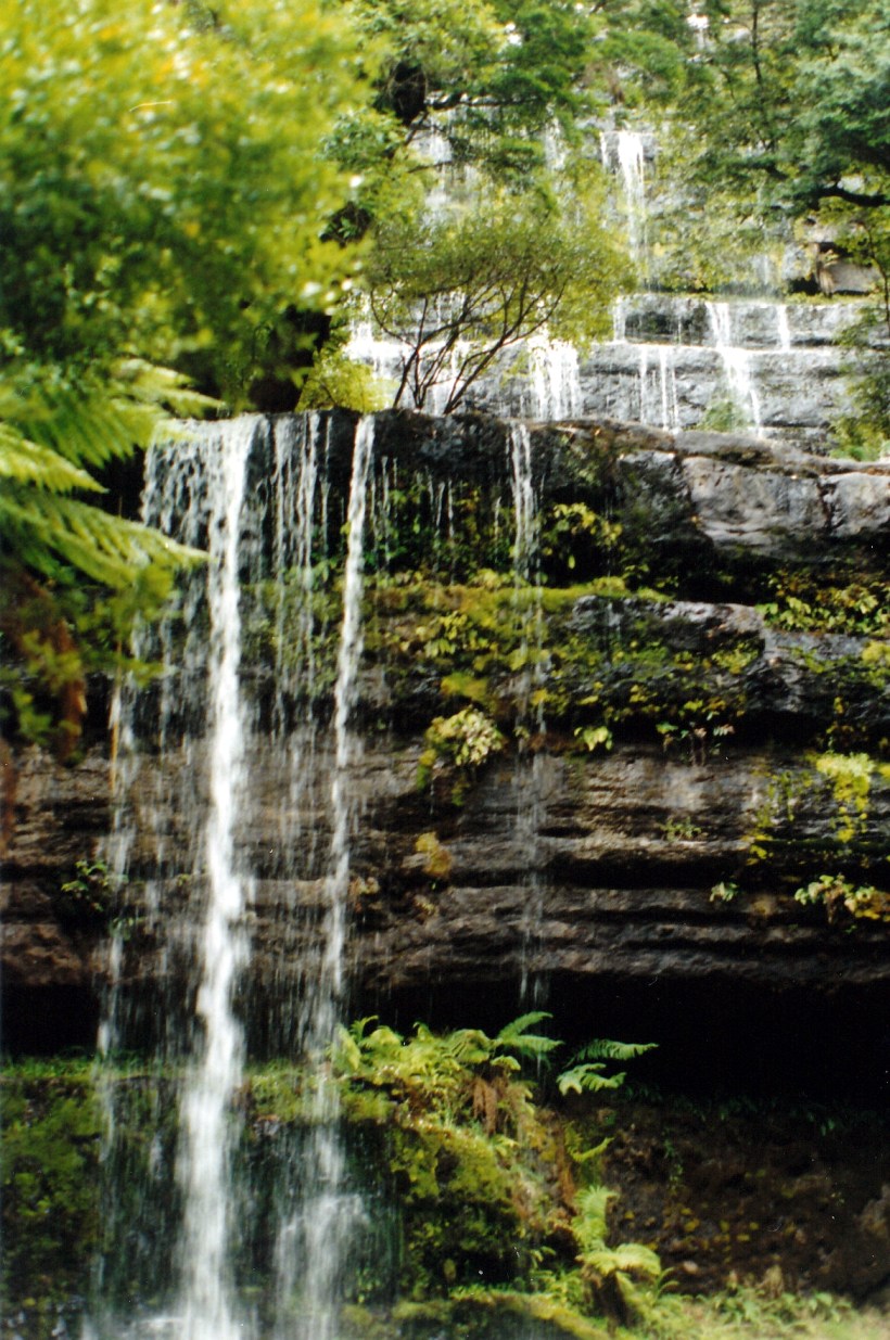 01-25-2000 russell falls.jpg